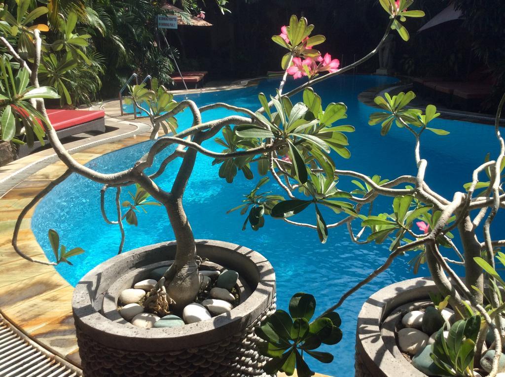 Secret Garden Inn Kuta Lombok Exteriör bild