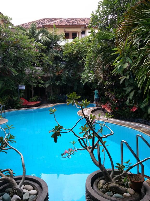 Secret Garden Inn Kuta Lombok Exteriör bild