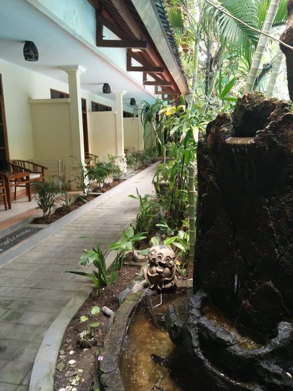 Secret Garden Inn Kuta Lombok Exteriör bild
