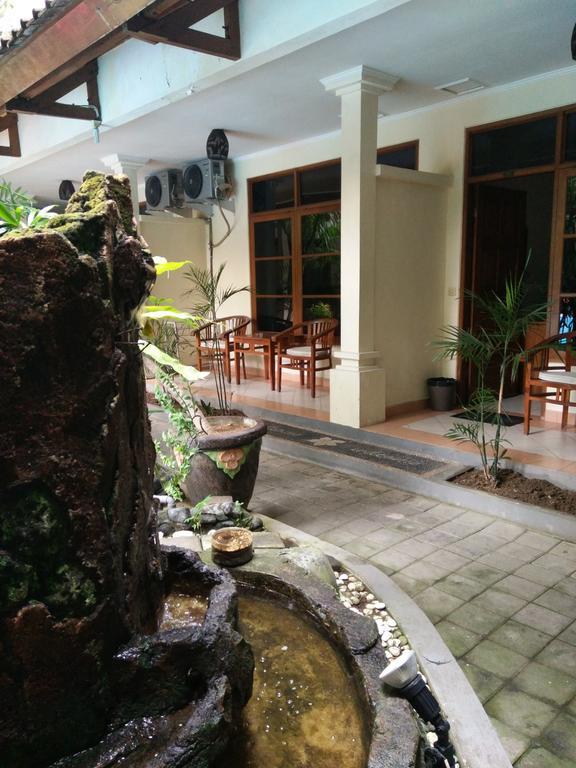 Secret Garden Inn Kuta Lombok Exteriör bild
