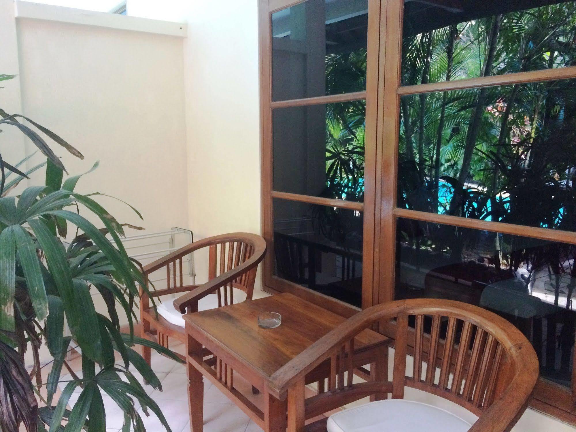 Secret Garden Inn Kuta Lombok Exteriör bild