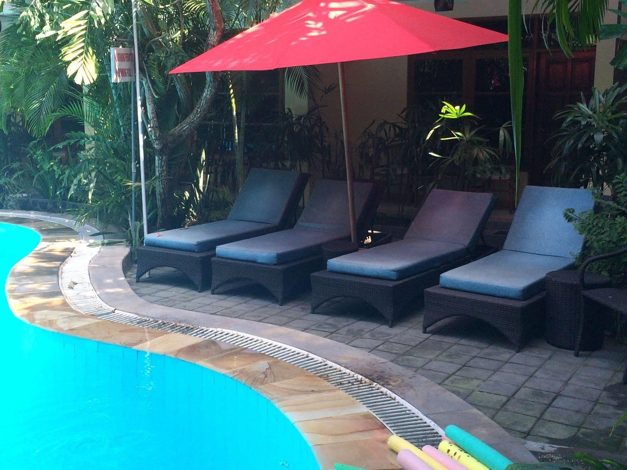 Secret Garden Inn Kuta Lombok Exteriör bild