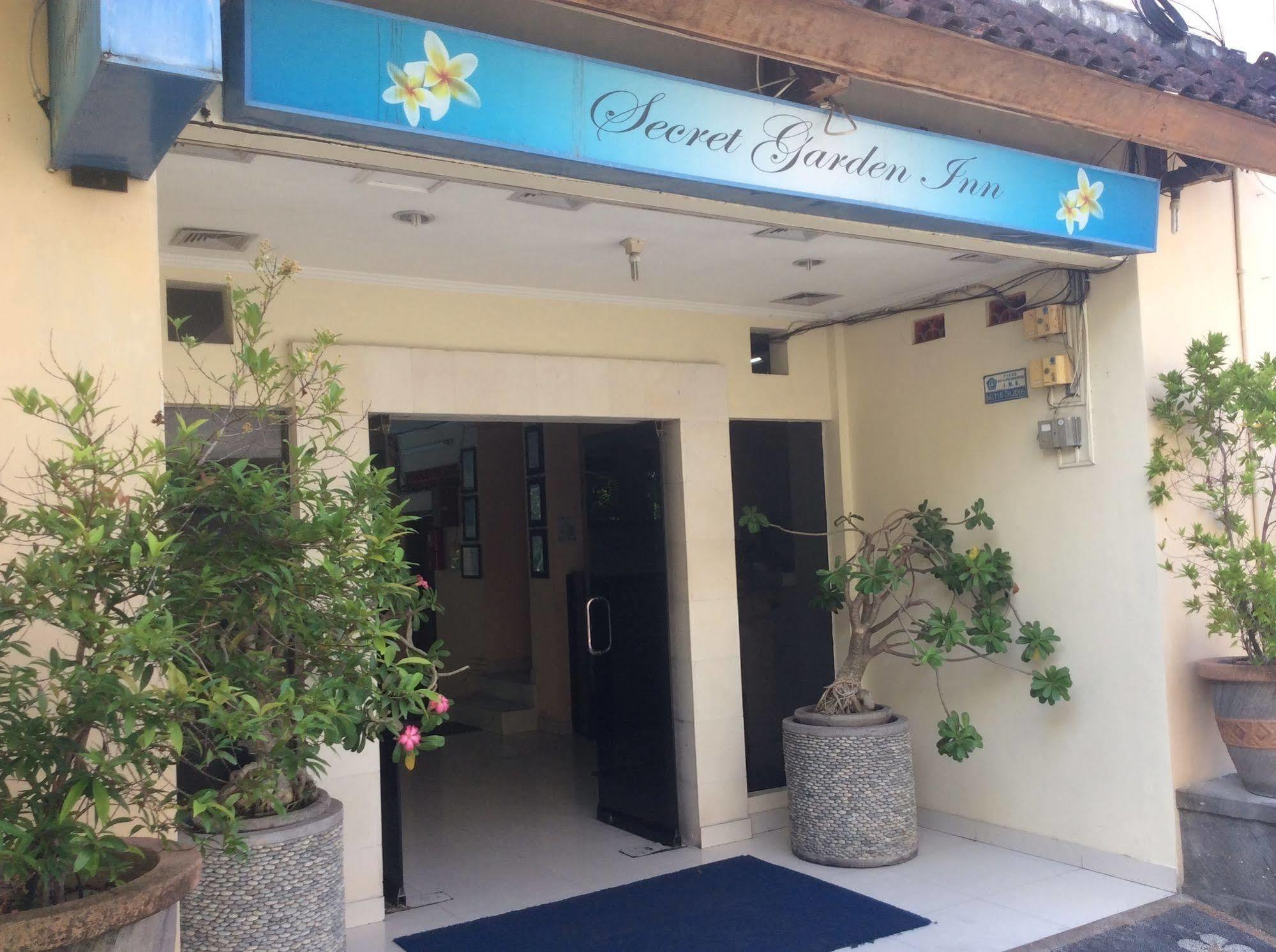 Secret Garden Inn Kuta Lombok Exteriör bild